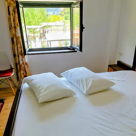 Appartement Sweet Aria Zhaban