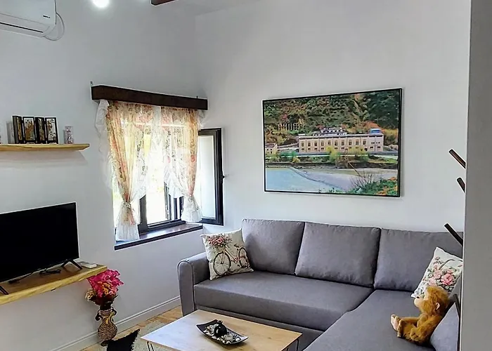 Sweet Aria Apartment